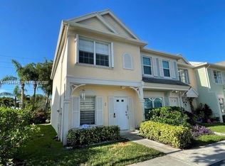 35 Simonton Cir, Fort Lauderdale, FL 33326