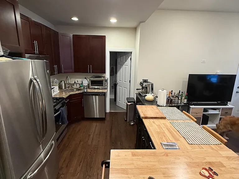 1834 W Wabansia Ave #1F — Photo 6