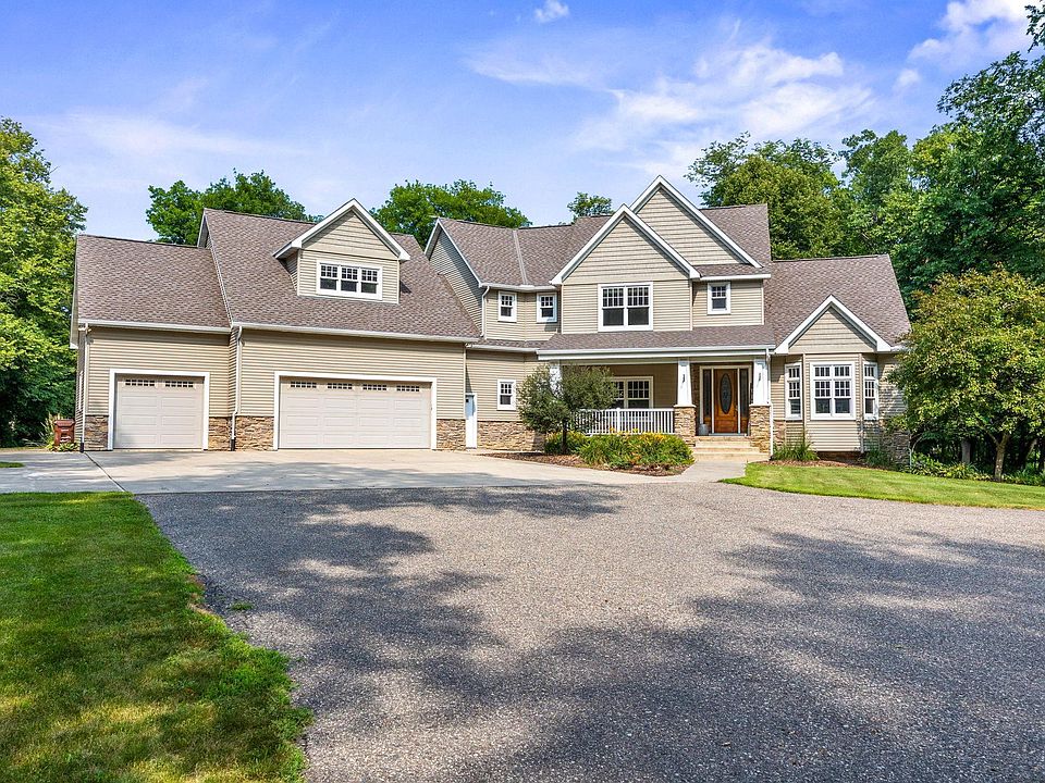1st image of 20658 Belle Lake Rd