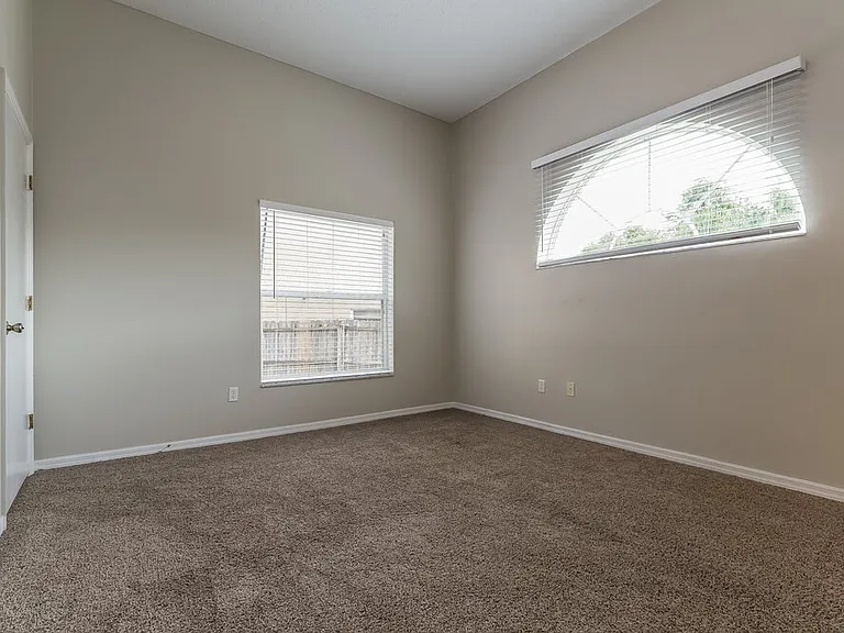 8853 Parliament Ct — Photo 10
