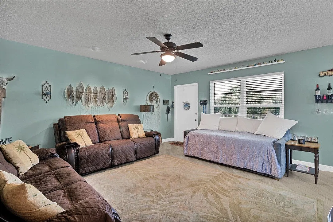 5 Vista Gardens Trl — Photo 3