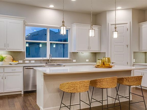 4th image of 7811 Verona Pl