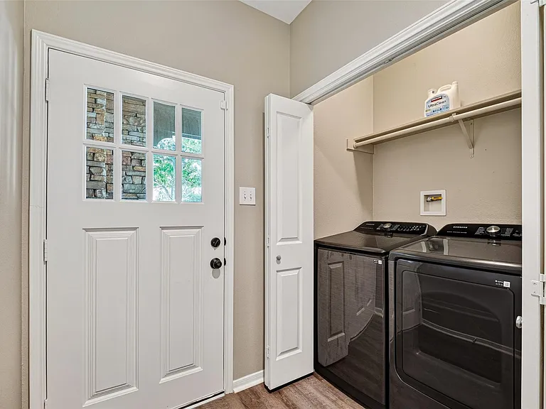 77 Woodlily Pl — Photo 3