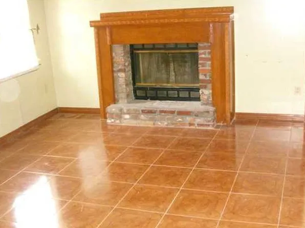 5002 Henry Rd, Eight Mile, AL 36613