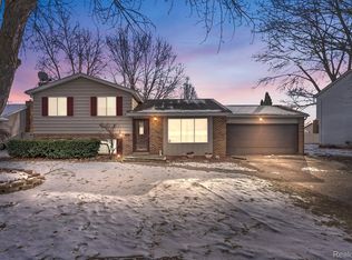 9263 Elaine Dr, Swartz Creek, MI 48473