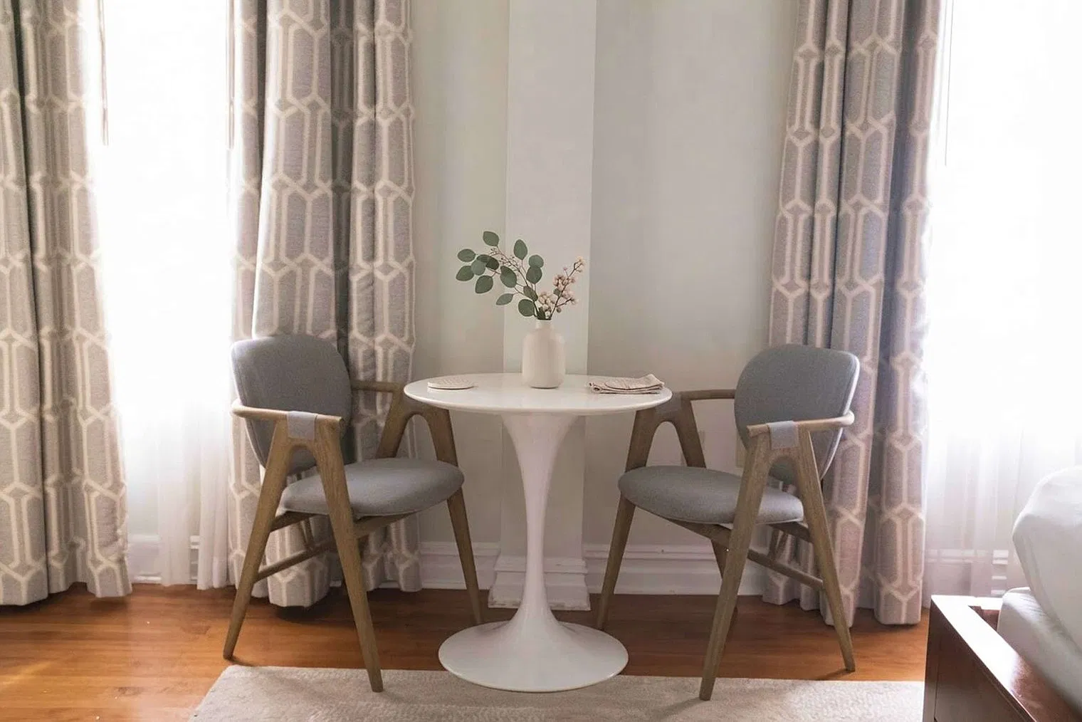 Studio, 1.0 bath, 290 sqft, $1,915 — Photo 4