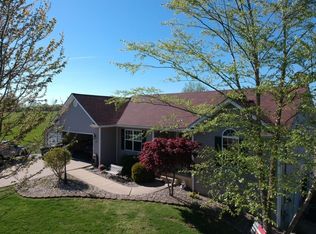 130 Geneva Dr, Elizabethtown, KY 42701
