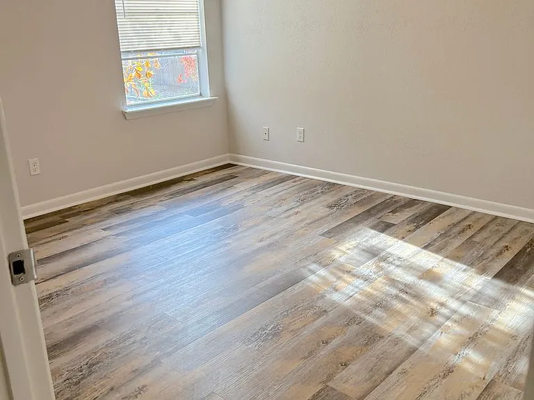 Woodland Trace Apartments — Photo 61