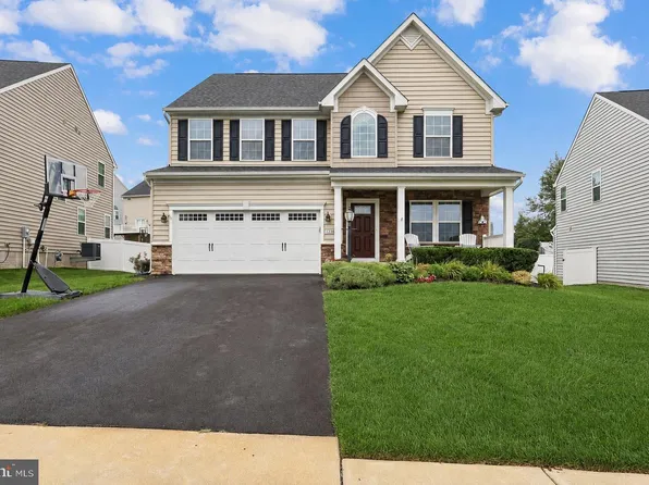 12380 Southington Dr, Woodbridge, VA 22192