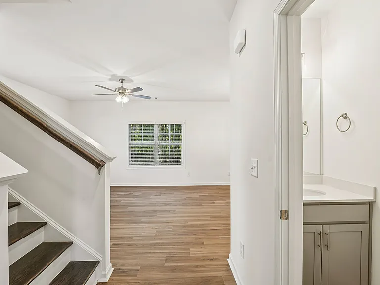 Quinn Residences at Dorchester Place — Photo 137
