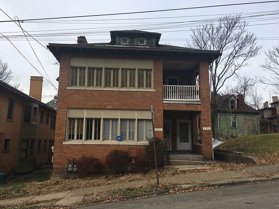 1st image of 150 Yosemite Dr #1