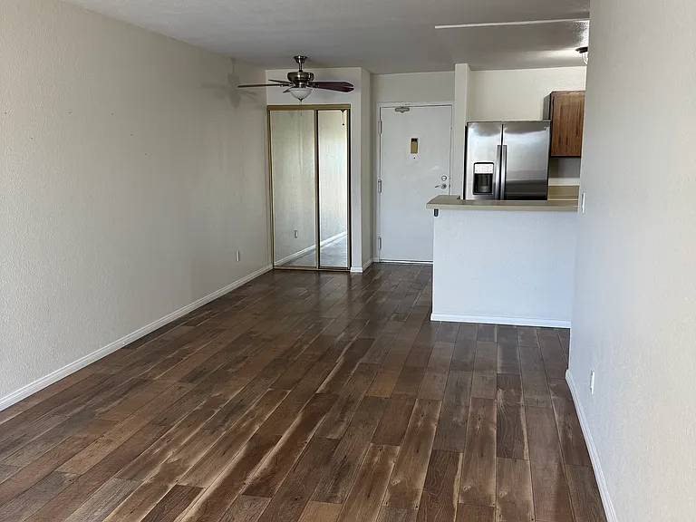 6255 Rancho Mission Rd #206 — Photo 19