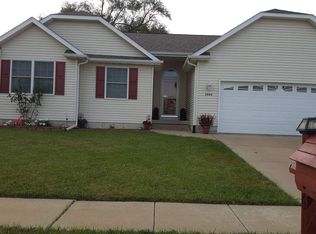 2006 12th St, Silvis, IL 61282