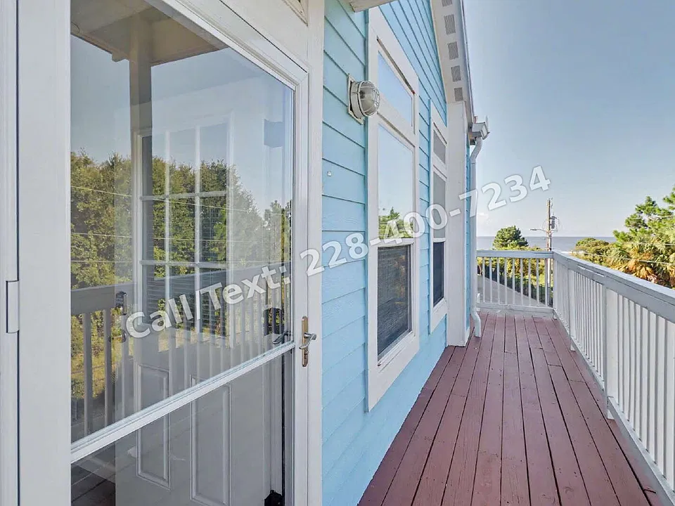 1515 E Beach Blvd #230