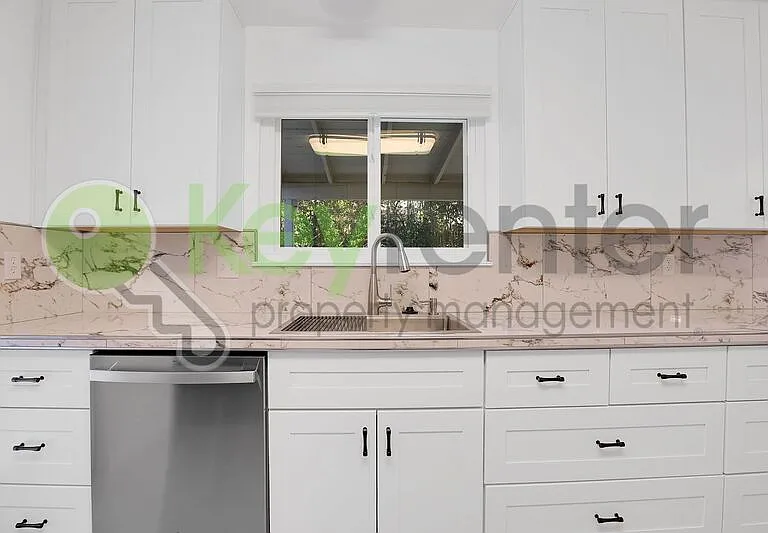 6612 Stanley Ave — Photo 16