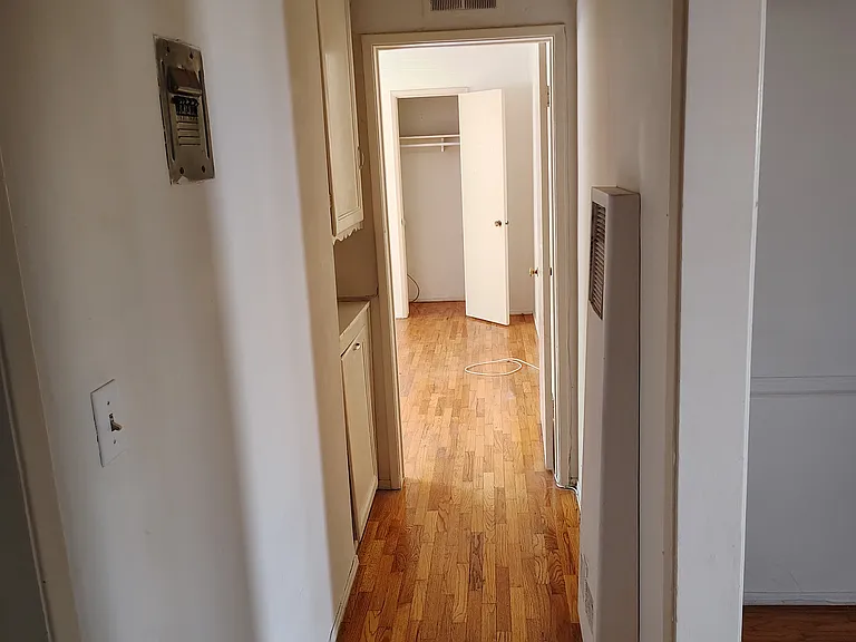 1517 S Bedford St #1 — Photo 9