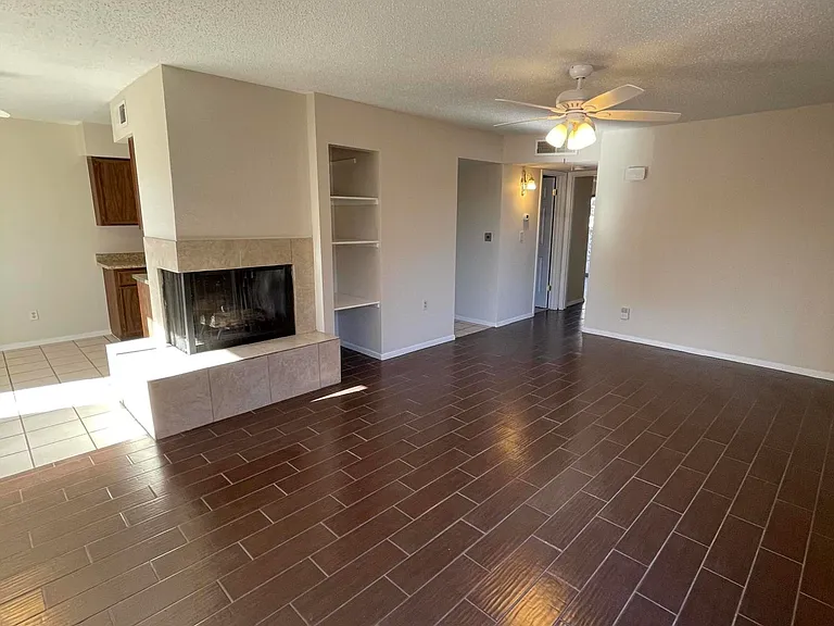 2821 Beachcomber Dr #B — Photo 1