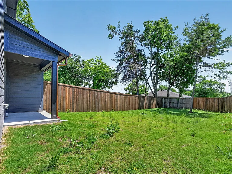 2107 Church St #B — Photo 19