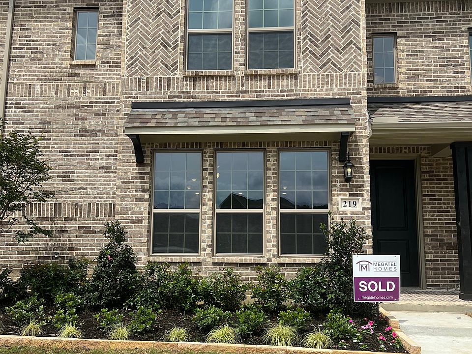 1st image of 219 Suma Dr