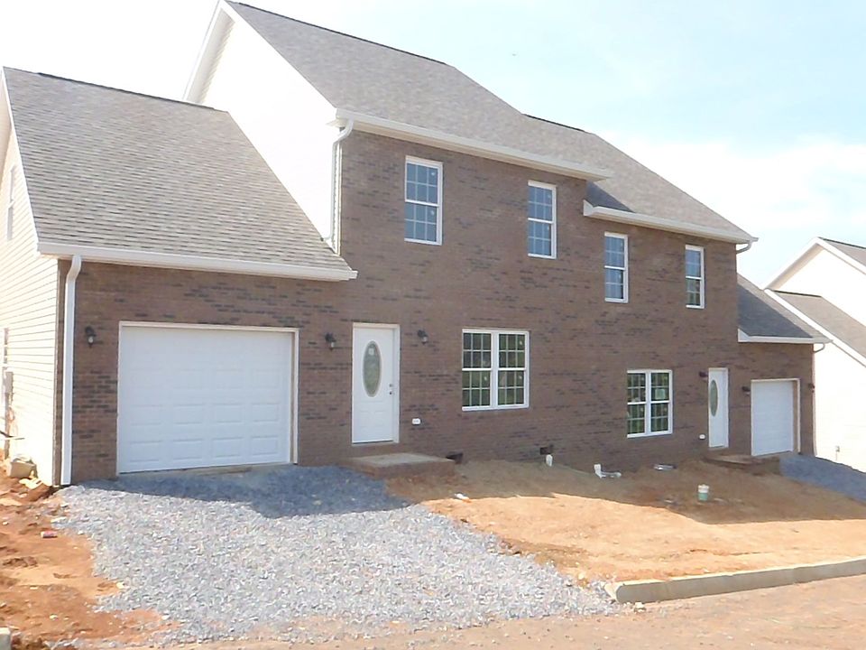 1st image of 632 Saint Andrews Dr