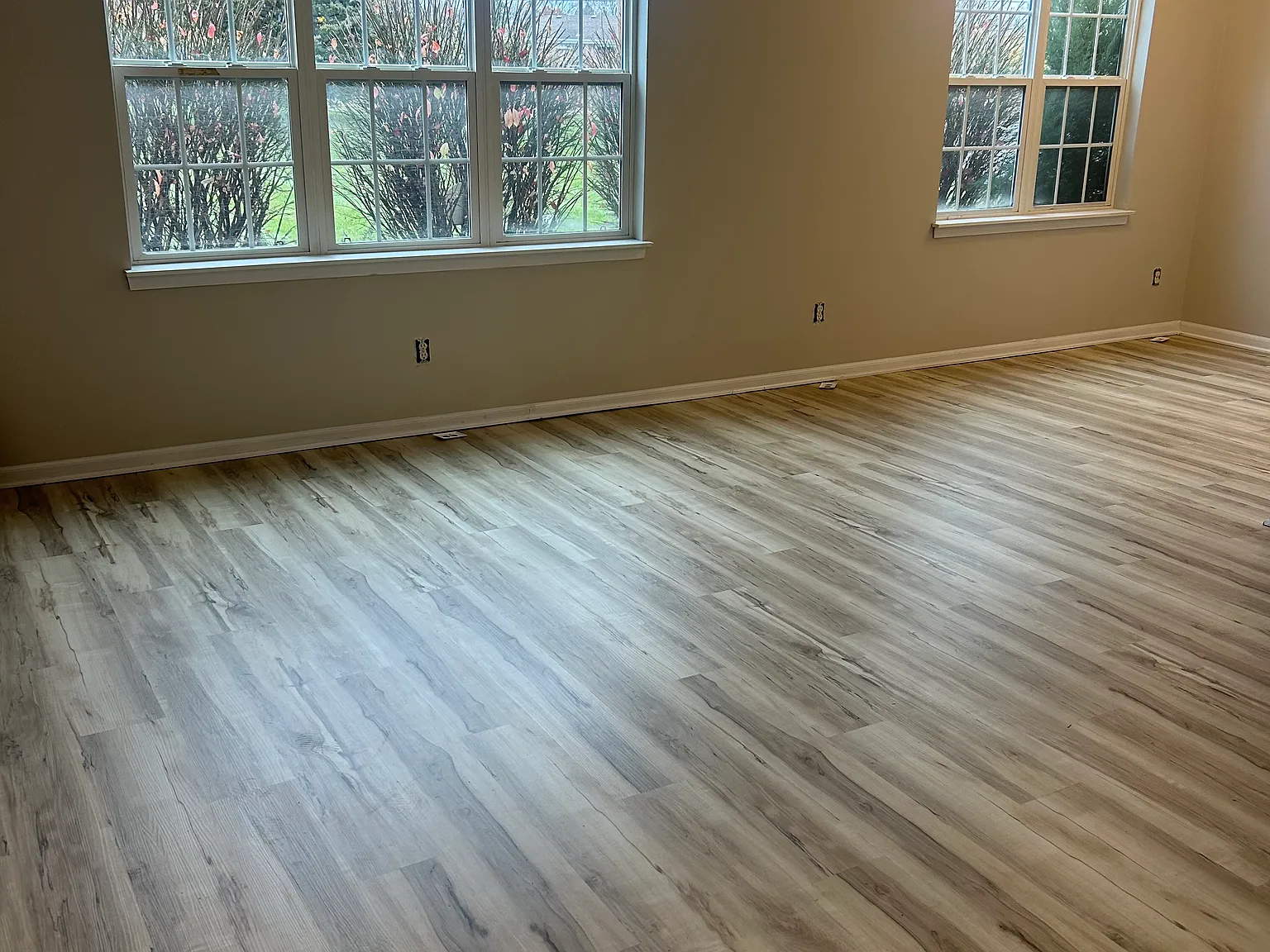 2 bed, 1200 sqft, $1,550 — Photo 4