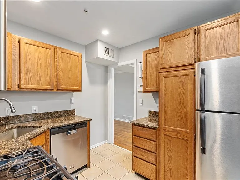 3660 Peachtree Rd NE #A2 — Photo 10