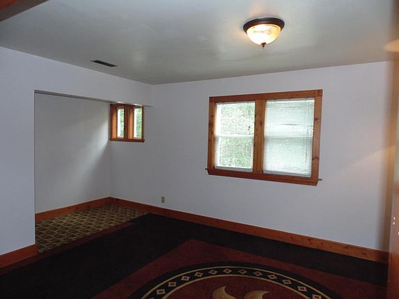 3rd image of 3317 W Saint Paul Ave #3319