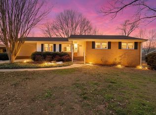 113 Woodvale Cir, Greer, SC 29651