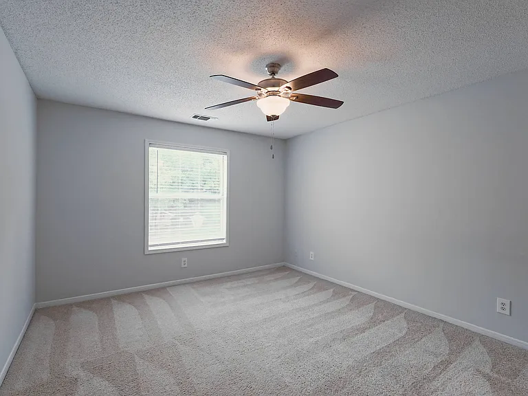 Cambridge Park Apartments — Photo 105