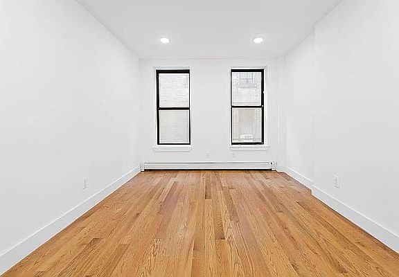 4th image of 510 Manhattan Ave APT 1A