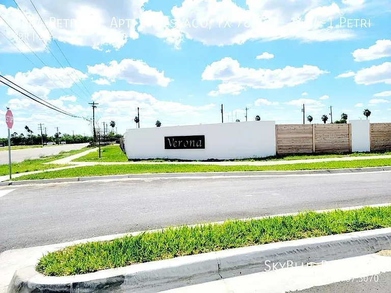 1404 Petri Dr #1 — Photo 1