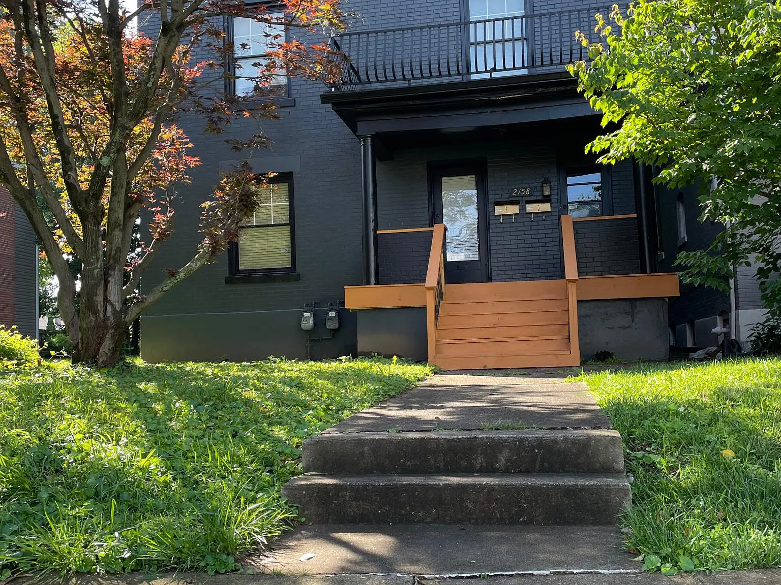 2 bed, 1150 sqft, $1,600 — Photo 1