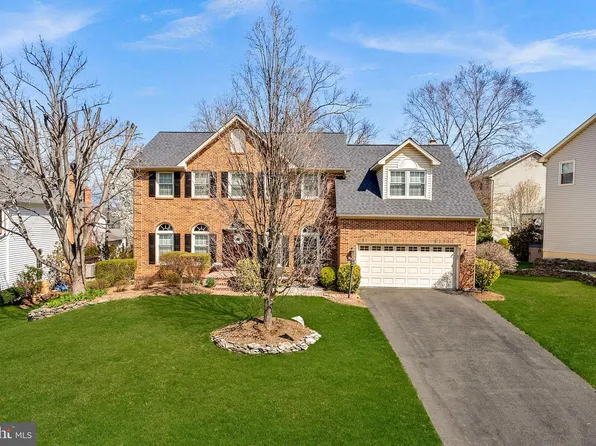 6625 Rock Lawn Dr, Clifton, VA 20124