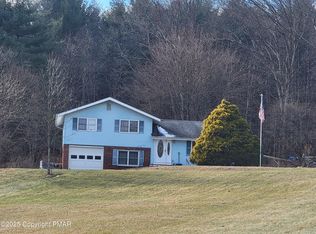 137 Heart Ln, Effort, PA 18330