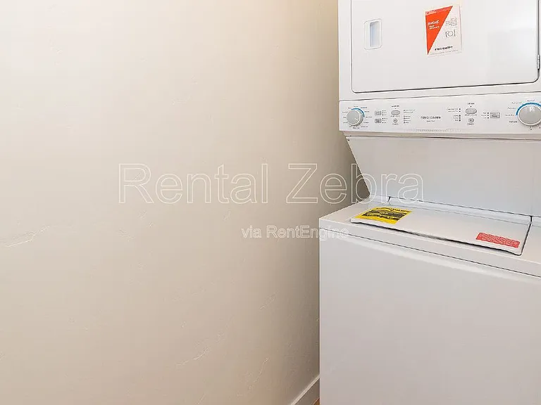 663 SE Dunham St #2 — Photo 11