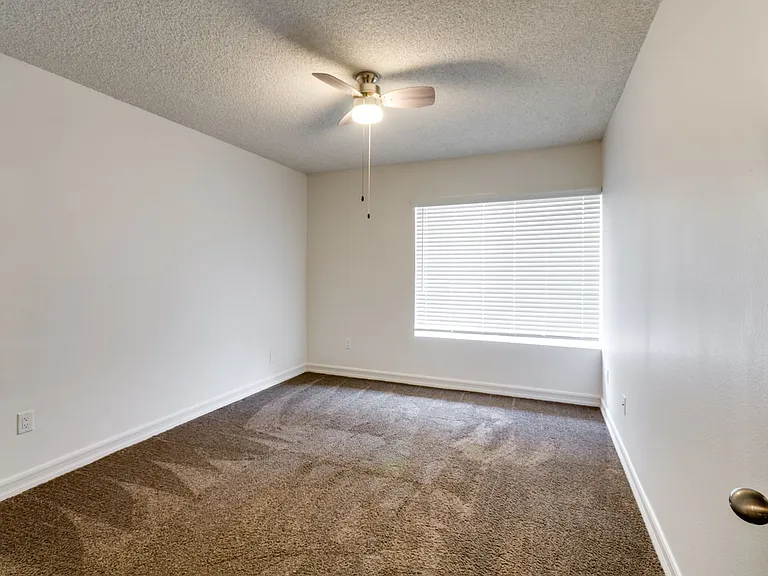 Antone Apartments — Photo 63