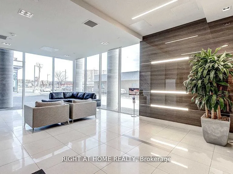 9618 Yonge St #1115 — Photo 16