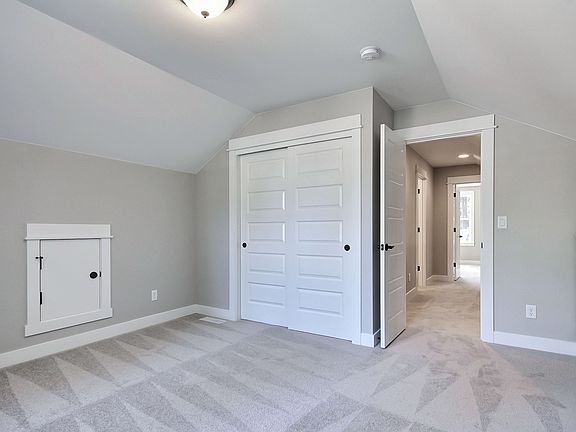 3rd image of 9922 Angle Ln SW