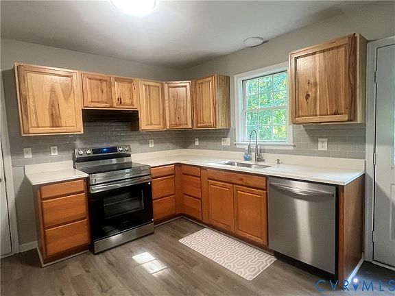 4th image of 411 Trickling Creek Rd