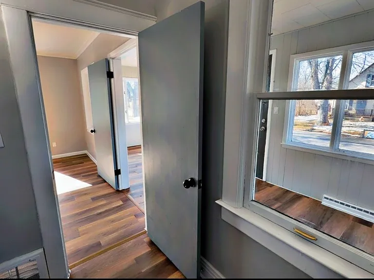 1520 Durand St — Photo 17