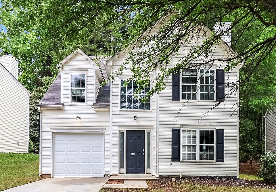 1st image of 905 Grassy Patch Ln