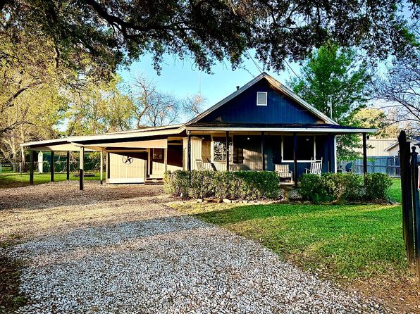 1130 Port Neches Ave