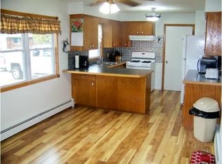 519 Barry Ave, Hinckley, MN 55037