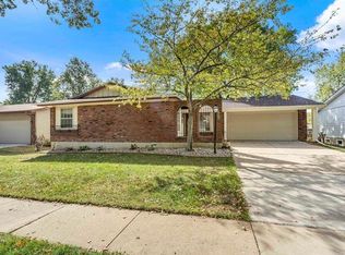 548 Lemonwood Dr, Ballwin, MO