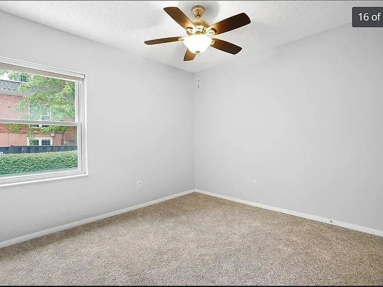 10451 Corbeil Dr — Photo 17