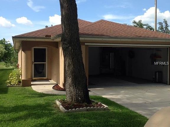 3rd image of 3465 Reserve Cir N