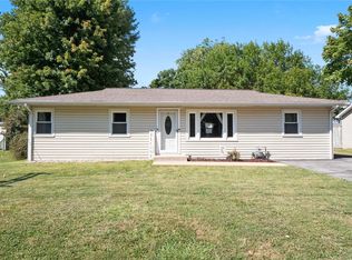 5917 Wilson Dr, Belleville, IL