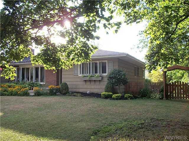 1st image of 2620 Hakanaw Ave