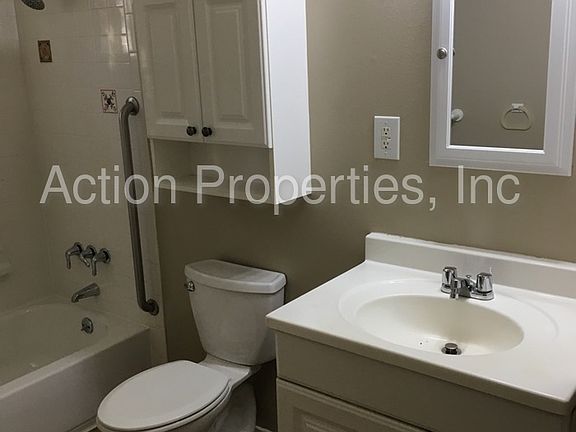 5th image of 1405 East St