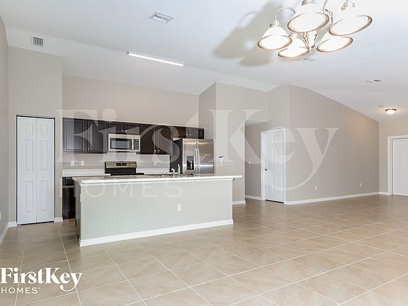 5th image of 2158 SW Algiers St